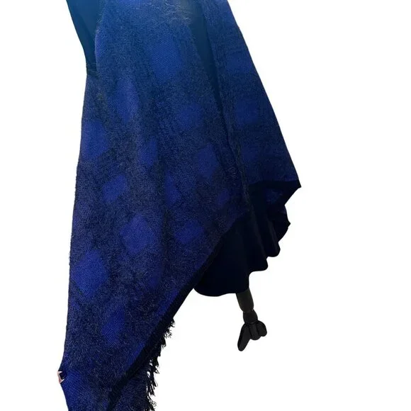 Vertigo Plaid Fuzzy Cardigan Womens Open Front Tweed Wrap Cape Boho Fringe Trim - Picture 3 of 16